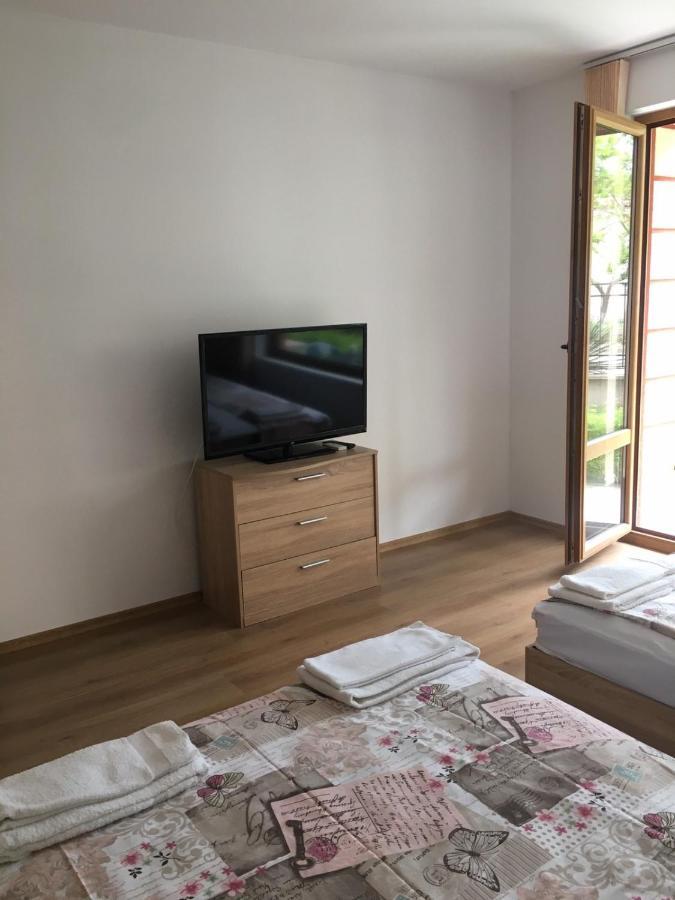 Villa Rossa Apartments Ravda Extérieur photo
