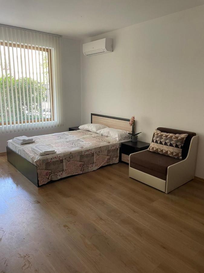 Villa Rossa Apartments Ravda Extérieur photo